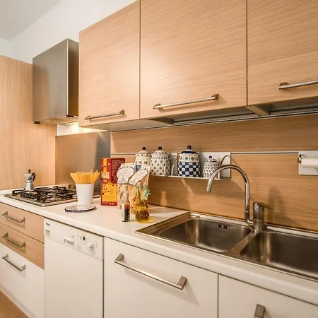 Casa Degli Aranci 33 *