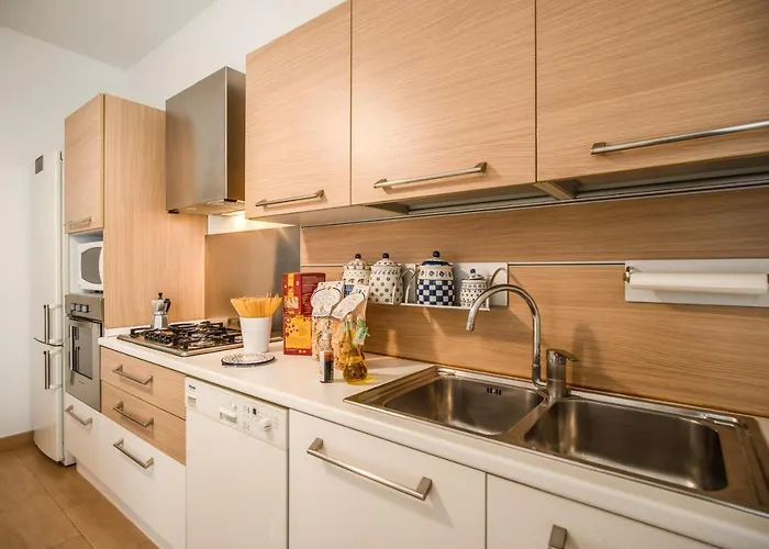 Casa Degli Aranci 33 *