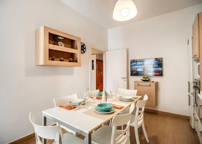 Casa Degli Aranci 33 דירה *